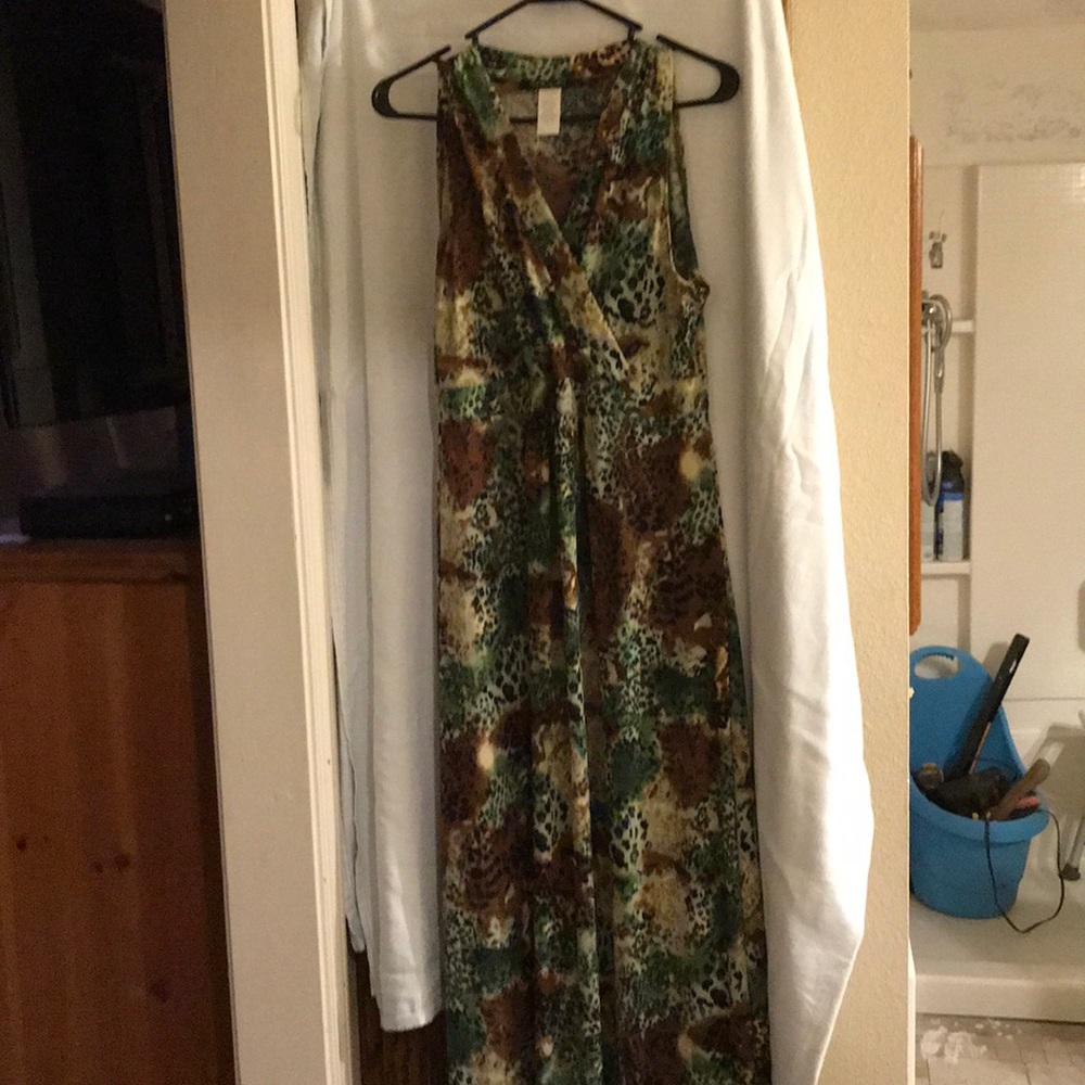 Women’s 3-Lg. Polyester/ spandex dresses